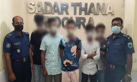 জাতীয় সঙ্গীতের অবমাননা করে টিকটক ভিডিও, গ্রেফতার ৫