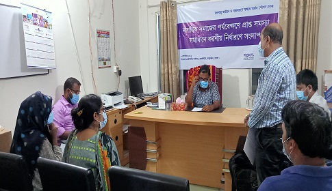 ভোলার তজুমদ্দিনে উপজেলা প্রকৌশলীর সাথে নাগরিক সমাজের সমস্যা সমাধানে সংলাপ