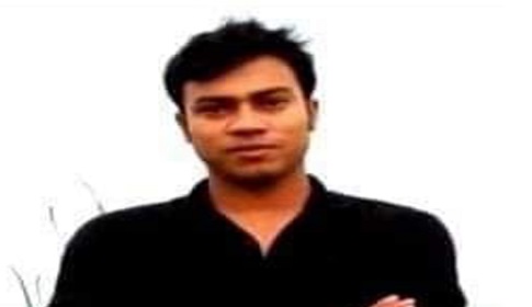 ছুরিকাঘাতে এএসআই পিয়ারুলের মৃত্যুতে রাজারহাটের গ্রামের বাড়িতে শোকের মাতম