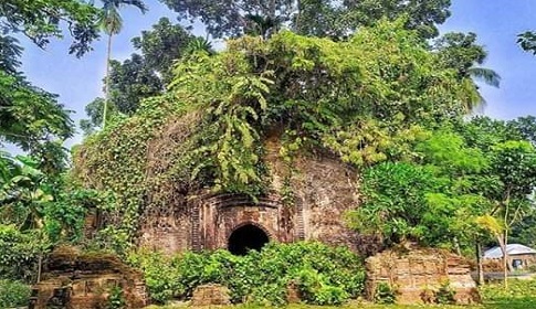 রাজবাড়ীর অন্যতম প্রত্নতাত্ত্বিক নিদর্শন ‘জোড় বাংলা মন্দির’ 