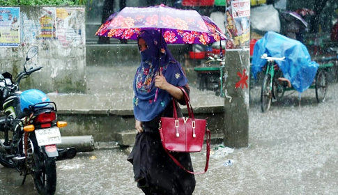 বাড়বে বৃষ্টি, কমতে পারে তাপমাত্রা