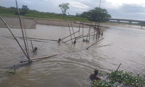 কেন্দুয়ায় বগাজান বিল ও বামনখালি খালের অবৈধ দখলদার উচ্ছেদ