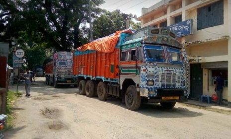 ৬ দিন পর হিলিতে আমদানি-রপ্তানি শুরু