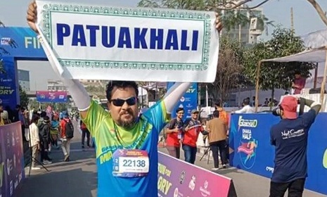 ম্যারাথন শেষ করেই ঢলে পড়লেন মৃত্যুর কোলে