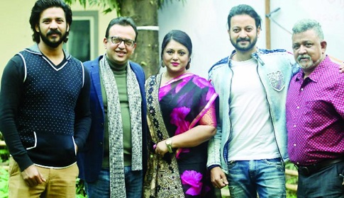 তারকায় মুখর এফডিসি