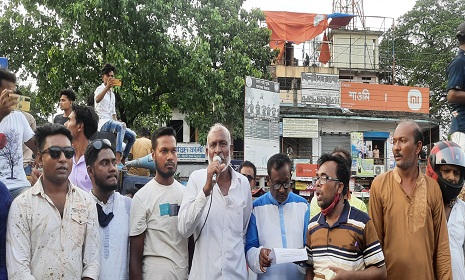 ঝিনাইদহে প্রার্থী পরিবর্তনের দাবিতে বিক্ষোভ