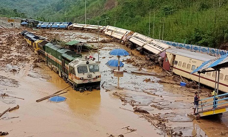 আসামে ভয়াবহ বন্যায় ৯ জনের মৃত্যু