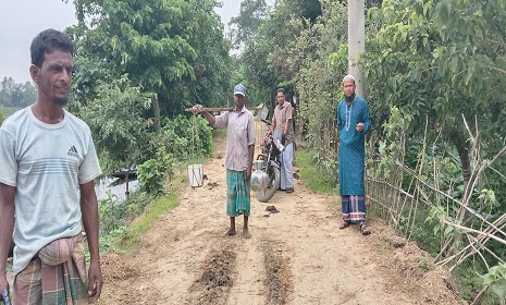 মৌলভীবাজারে দুই কিলোমিটার কাঁচা সড়ক, দুর্ভোগে হাজারও মানুষ