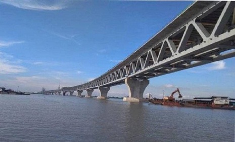 পদ্মা সেতুর বদৌলতে মাদারীপুরে চলছে উন্নয়নের মহা কর্মযজ্ঞ