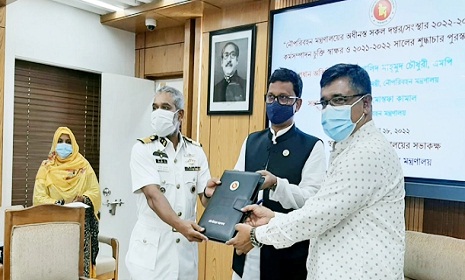 পদ্মা সেতুর কারণে ফেরি চলাচল পুরোপুরি বন্ধ হয়নি