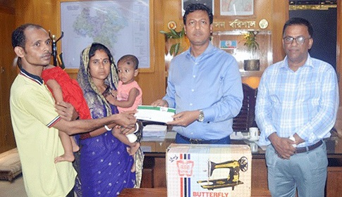 জেলখানায় জন্ম নেয়া যমজ ছেলে-মেয়ে নিয়ে মুক্ত হলেন আগৈলঝাড়ার টুম্পা