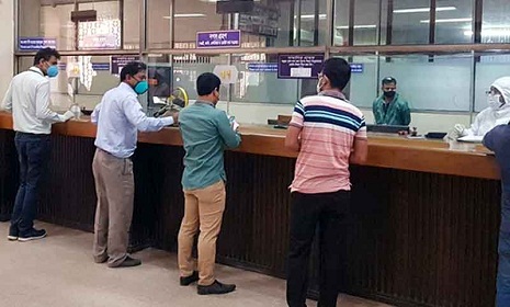 পোশাকশিল্প এলাকায় শুক্র-শনিবারও ব্যাংক খোলা থাকবে