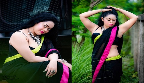 বাঙালি নারী মানেই শাড়ি!