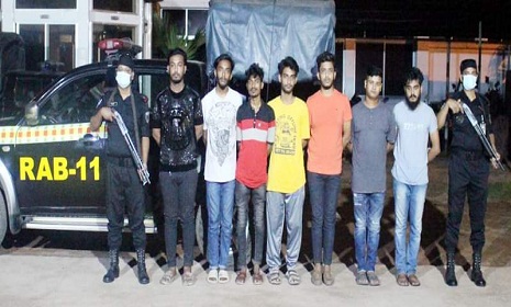 নারায়ণগঞ্জে কিশোরগ্যাং নেতা রাইসুলসহ ৭ সদস্য আটক