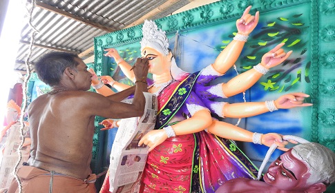 মাগুরায় এবার ৬৯০টি মণ্ডপে অনুষ্ঠিত হবে দুর্গা পূজা