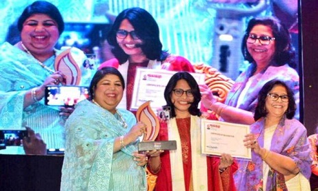 অনন্যা শীর্ষ দশ সম্মাননা’ পেলেন আলোকচিত্রী শাহরিয়ার ফারজানা