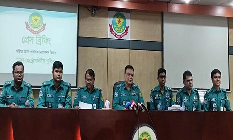 পুলিশের নজর এখন রাতের ঢাকাকে নিরাপদ রাখায়