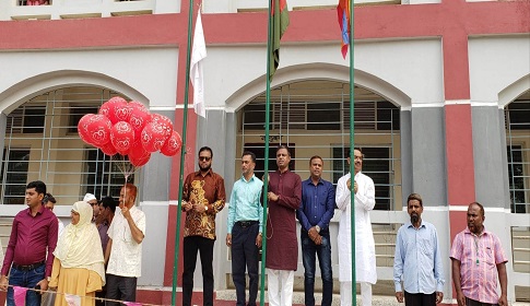 ‘ছাত্র ছাত্রীরা স্মার্ট বাংলাদেশ গড়তে সক্ষম হলে বঙ্গবন্ধুর সোনার বাংলাদেশ গড়া সম্ভব হবে’