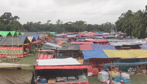 জয়বাবা গণেশ পাগল ধ্বনিতে মুখরিত মেলা প্রাঙ্গণ 