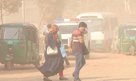 বায়ুদূষণের শীর্ষে দিল্লি, নবম স্থানে ঢাকা