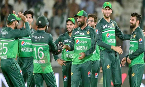 অঘোষিত সেমিফাইনালে পাকিস্তান একাদশে ৫ পরিবর্তন!
