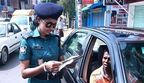 ১৫ দিনে ৩০৪১ যানবাহনের বিরুদ্ধে মামলা