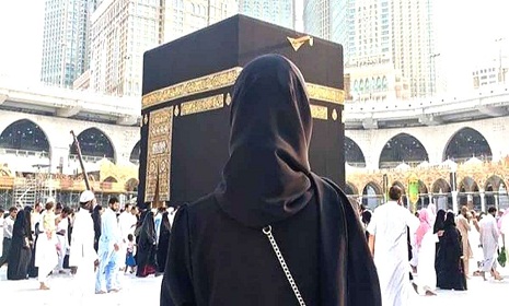 ওমরাহ পালনে নারীদের জন্য নতুন পোশাকবিধি
