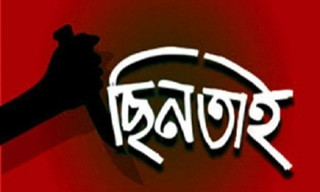 সাতক্ষীরায় মনসা পুজা দিতে এসে চার নারীর সোনার চেইন ছিনতাই