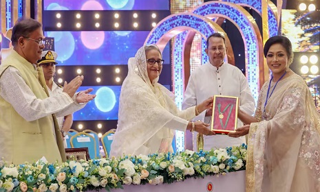 ‘জাতীয় চলচ্চিত্র পুরস্কার-২০২২’ পেলেন যারা