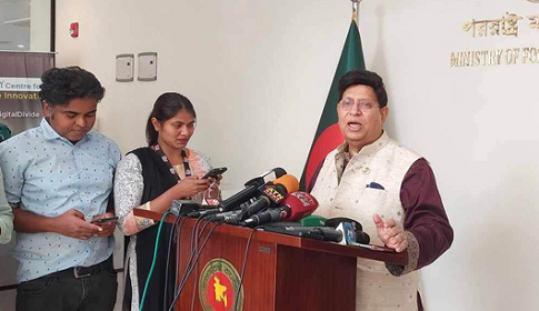 কূটনীতিকদের রাজনৈতিক দল গঠন করতে বললেন পররাষ্ট্রমন্ত্রী