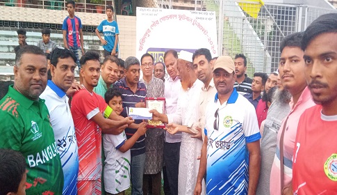 ট্রাইবেকার জিতে সেমিফাইনালে ২১ নম্বর ওয়ার্ড