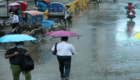 ৪ বিভাগে হালকা বৃষ্টির আভাস, কমতে পারে তাপমাত্রা