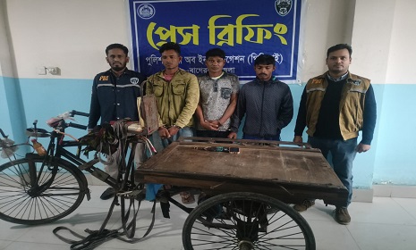 বাগেরহাটে নিখোঁজ ভ্যানচালকে হত্যায় ৩ ঘাতক গ্রেফতার