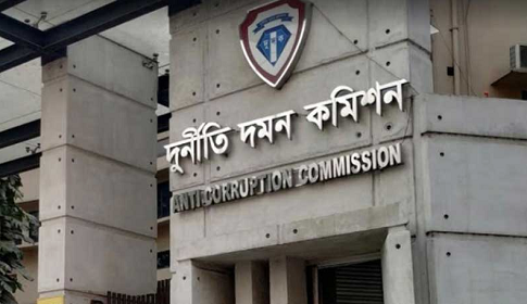 ৪ মোবাইল কোম্পানির ১৫২ কোটি টাকার সুদ মওকুফ, দুদকের মামলা