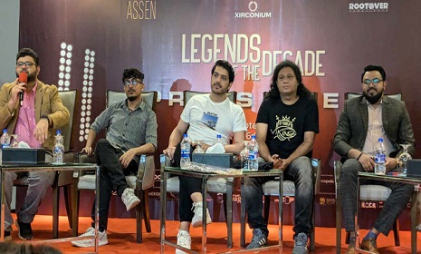 ওপেন কনসার্ট নয়, বদ্ধ জায়গায় গাইবে ‘জাল’