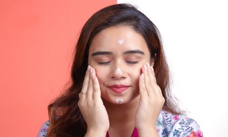 শীতকালে ত্বকের যত্ন
