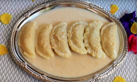 শীতের বিকালে বানিয়ে নিন দুধ পুলি