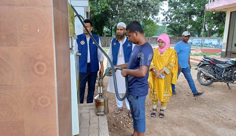 ফরিদপুরে বিএসটিআই সার্ভিল্যান্স অভিযানে দু'টি ফিলিং স্টেশনের ছয়টি নজেল বন্ধ