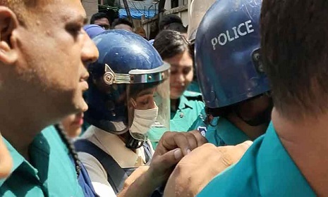 নুসরাত ফারিয়ার জামিন নামঞ্জুর, কারাগারে পাঠানোর আদেশ