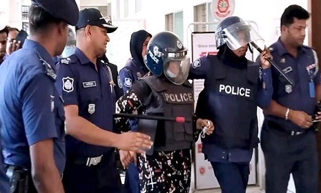আদালতে হাজিরা শেষে রিমান্ডে মমতাজ