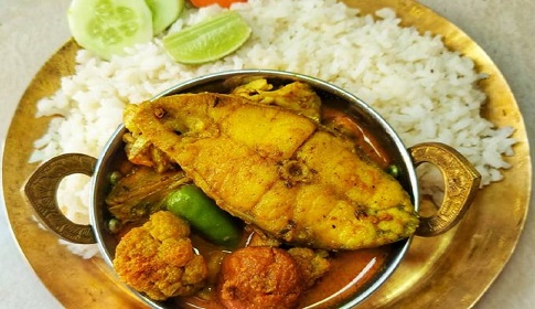 বাঙালির মাছ-ভাতেই ভাল থাকবে হার্ট
