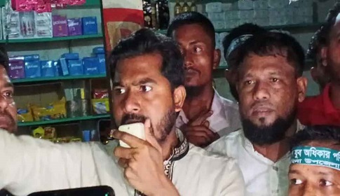 ‘আমরা যে বাজারে প্রোগ্রাম করবো সেখানে যেন বিদ্যুৎ নিয়ে শয়তানি না করে’