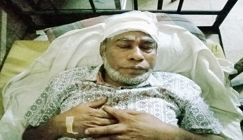 বৃদ্ধ চাচাকে পেটানোর অভিযোগ যুবদল নেতার বিরুদ্ধে