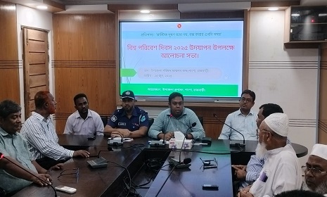 প্লাস্টিকের ব্যবহার কমিয়ে বিকল্প হিসেবে পাট বা কাপড়ের ব্যাগ ব্যবহারের পরামর্শ ইউএনও’র