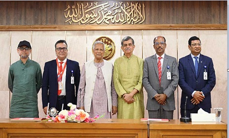 ‘স্বৈরাচার প্রথম পাতা মেলার আগেই যেন তাকে ধরে ফেলা যায়’