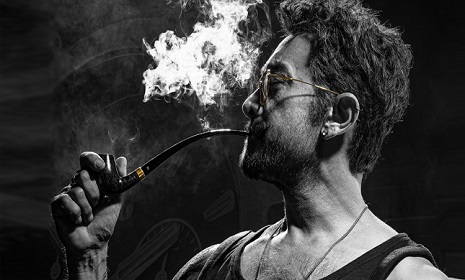 নতুন লুকে চমকে দিলেন আমির খান