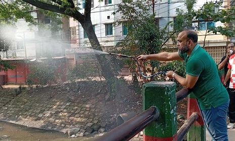 এডিস মশার প্রজননস্থল ধ্বংসে ডিএসসিসির অভিযান