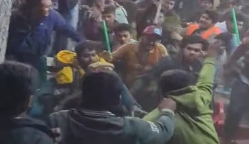 ফরিদপুরে জেমসের সংগীত অনুষ্ঠান ঘিরে সংঘর্ষ, আহত অন্তত ২৫
