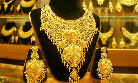 সোনার দাম কমলো ২৫০৮ টাকা
