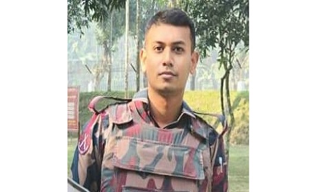 কুড়িগ্রামে নিজের গুলিতে বিজিবি সদস্য নিহত